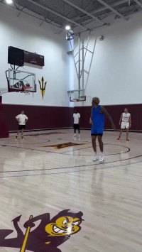 打磨三分！马刺记者：索汉目前在菲尼克斯训练 备战今夏的欧洲杯